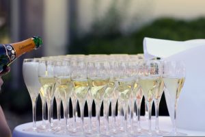 Catering in Gemert Wijn erbij champagnebuffet